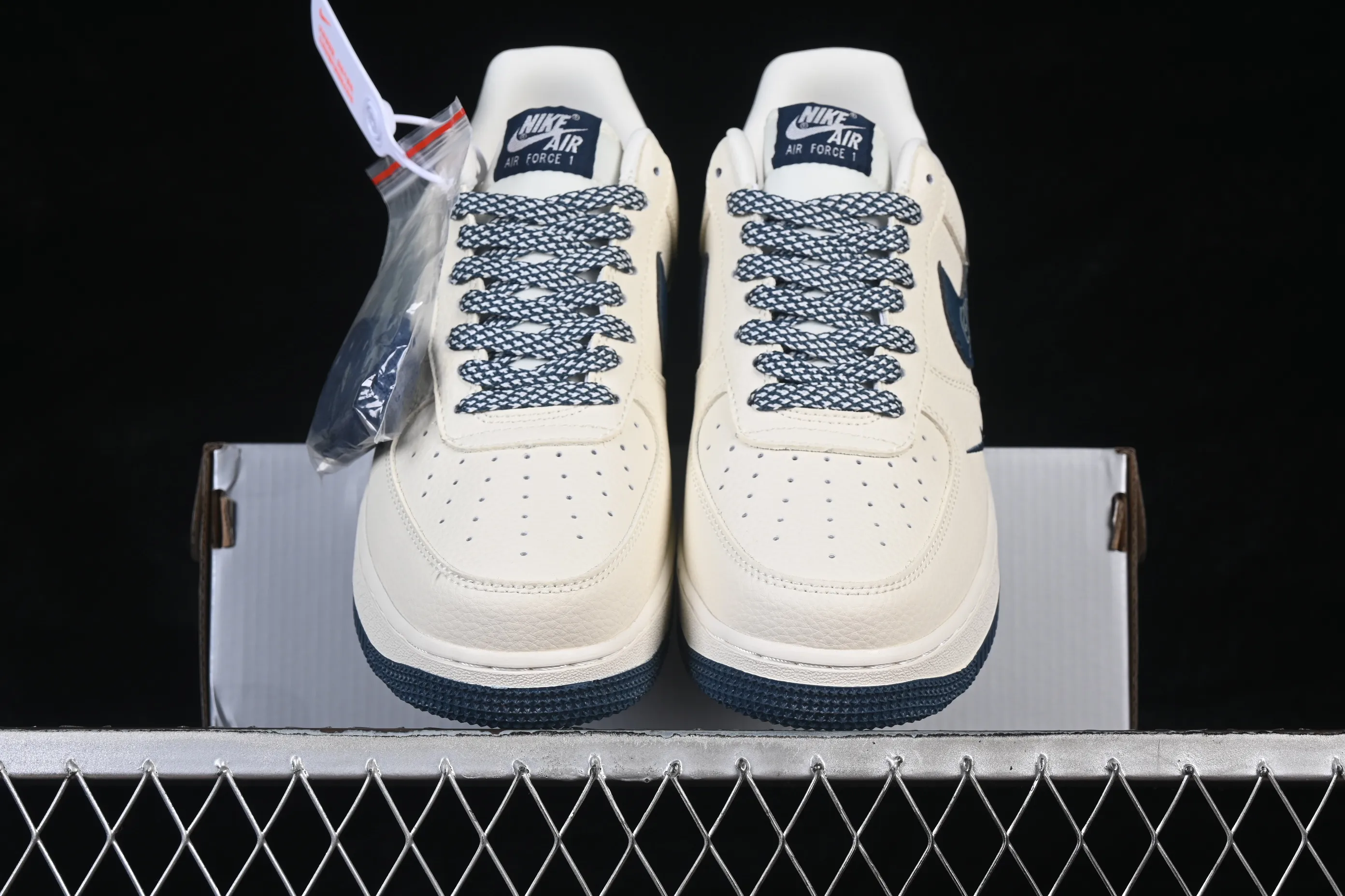 All categories Nk Air Force 1 Air Force series Nk Air Force 1 Low Air Force low top Nike Air Force 1'07 Low Supreme joint letter haze blue Air Force 1 low top casual sneakers LD1999-003